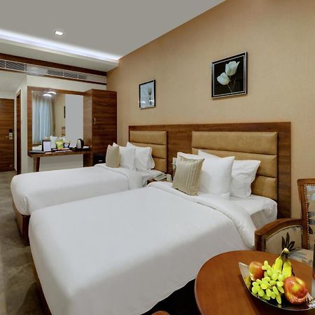 The Fern Residency, Bhuj Hotel Exterior foto