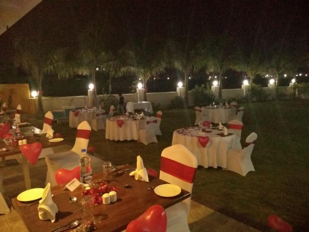 The Fern Residency, Bhuj Hotel Exterior foto