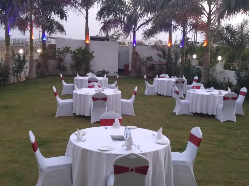 The Fern Residency, Bhuj Hotel Exterior foto