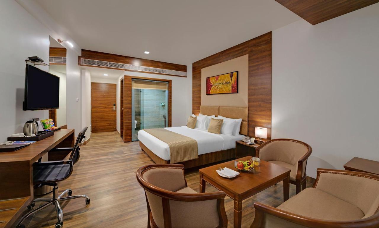 The Fern Residency, Bhuj Hotel Exterior foto